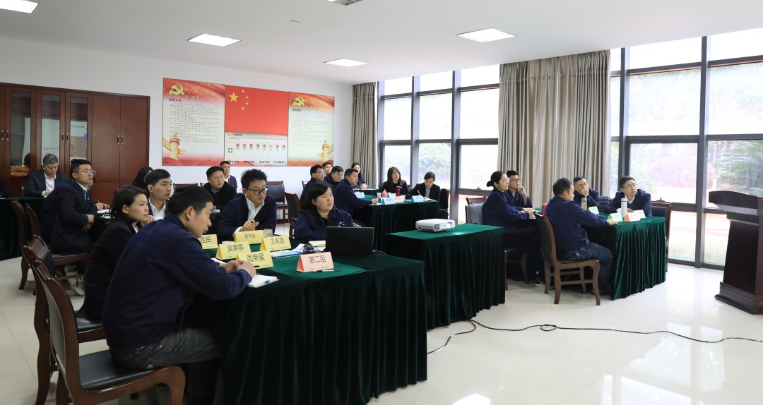 秉承初心 继往开来｜爱游戏买球-爱游戏(中国)
商学院新梯队训练营阶段总结会议