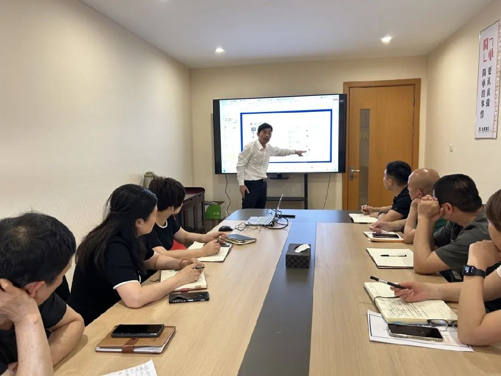 知识赋能 砺剑强兵 |爱游戏买球-爱游戏(中国)
家具开展营销专题培训