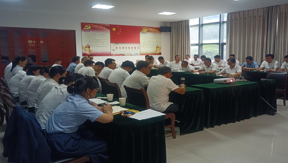 总结提升 聚力共创|爱游戏买球-爱游戏(中国)
装饰公司2024年半年会议顺利召开